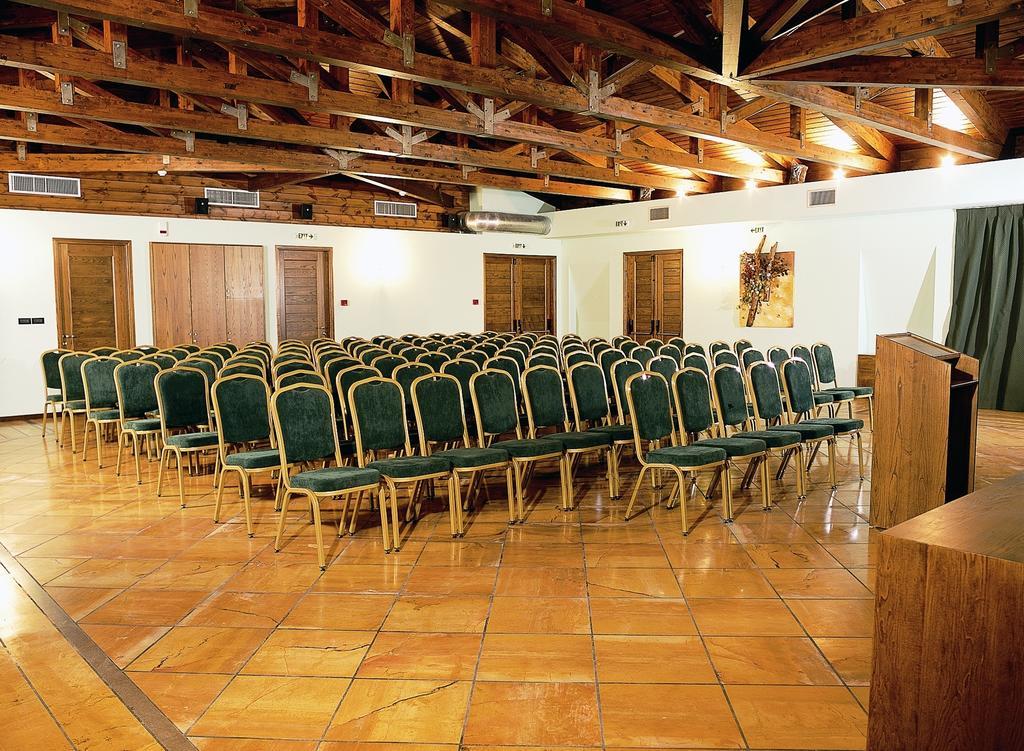 Avaris Hotel Карпенисион Экстерьер фото